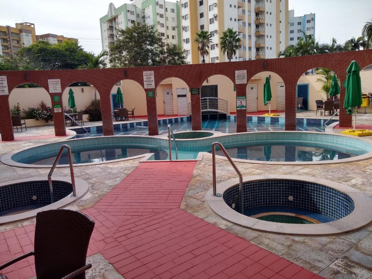 Apartamentos Com Piscinas Em Caldas Novas Quarto foto